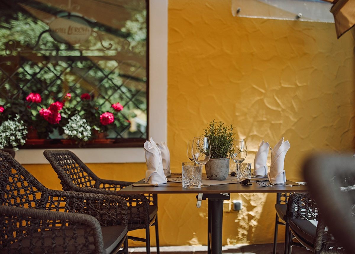 Sitzmöglichkeit auf der Terrasse