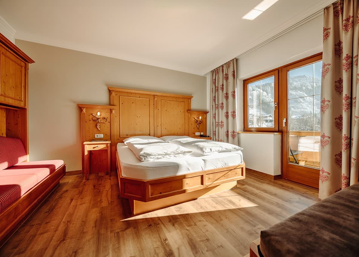 Vierbett- oder Dreibettzimmer