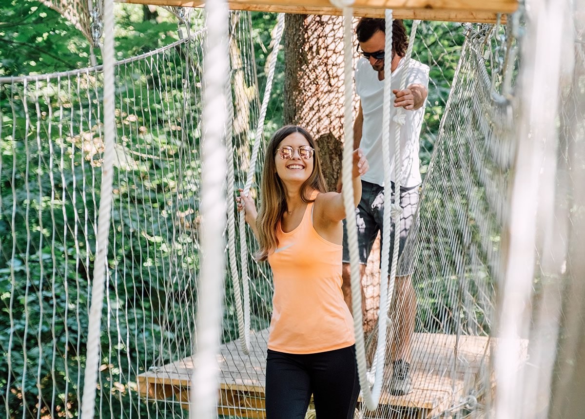 Klettern im Baumparcours